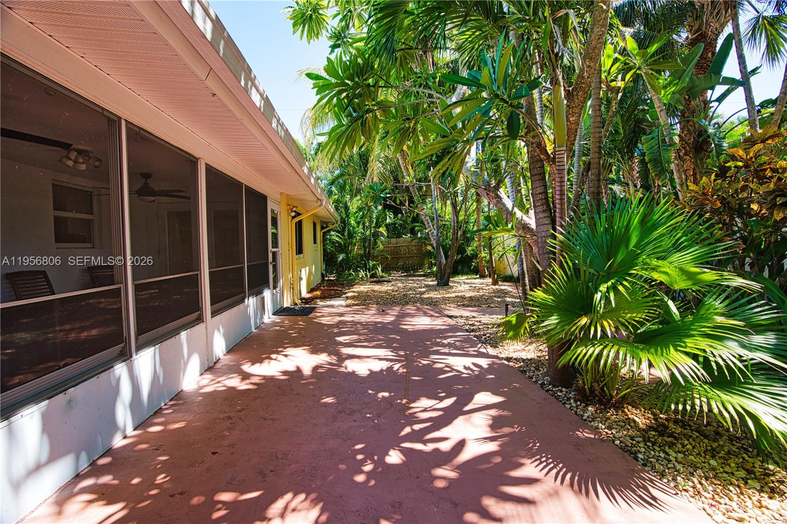 PALM ROW - Residential