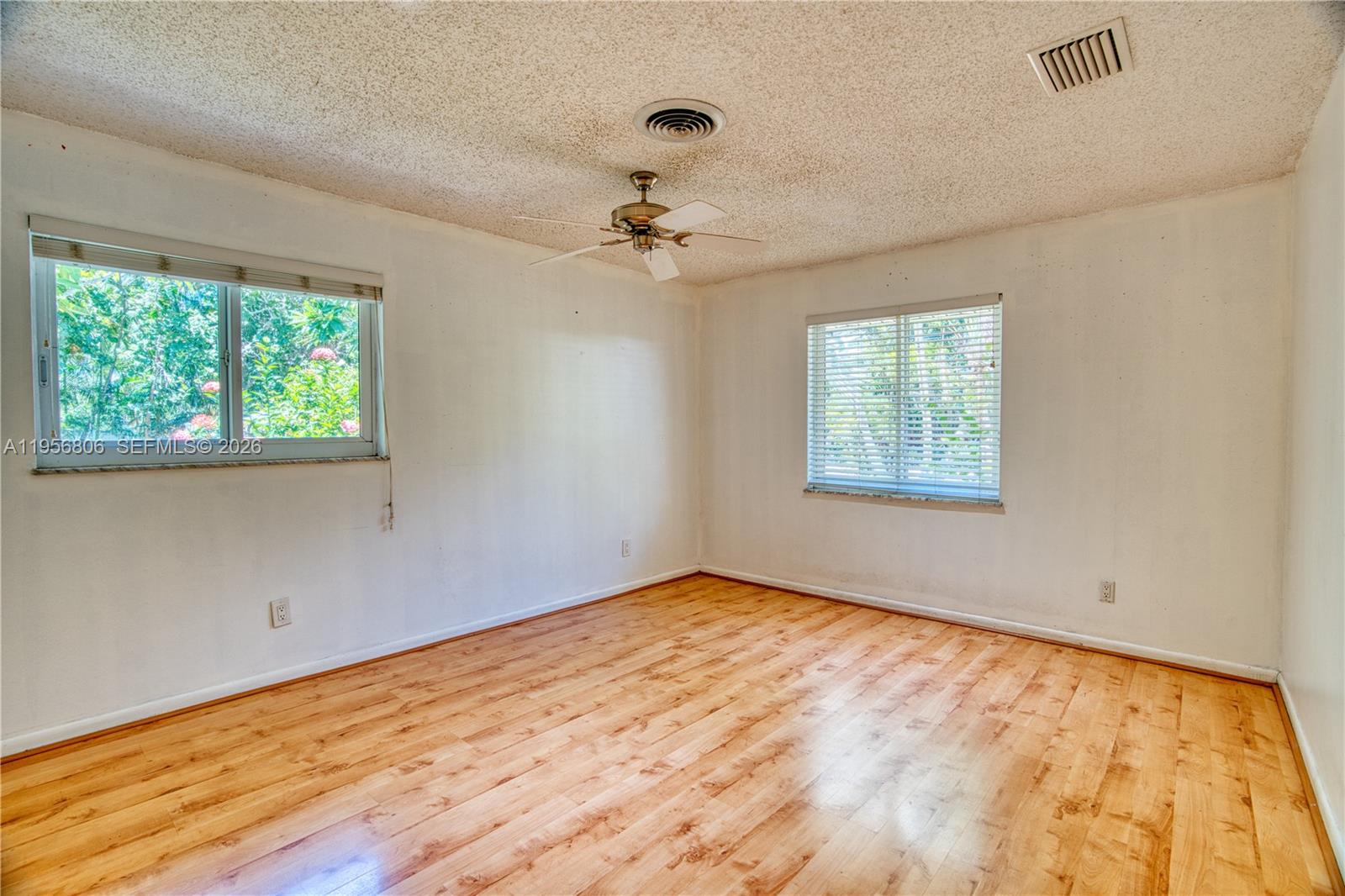 PALM ROW - Residential