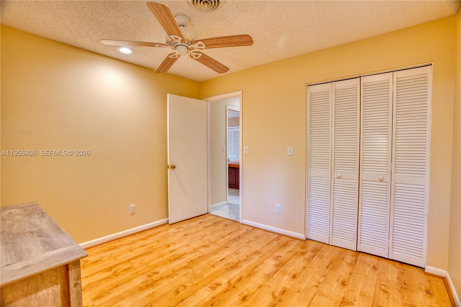 PALM ROW - Residential