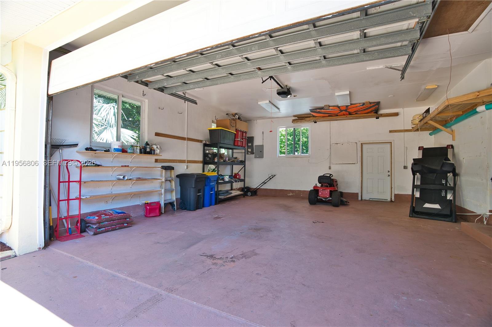 PALM ROW - Residential