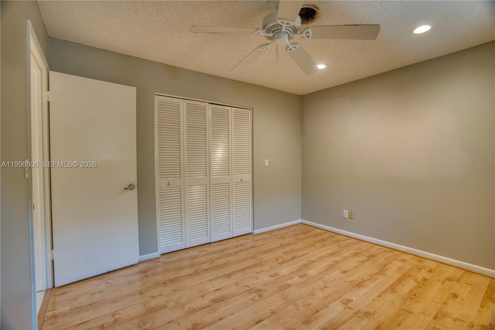 PALM ROW - Residential