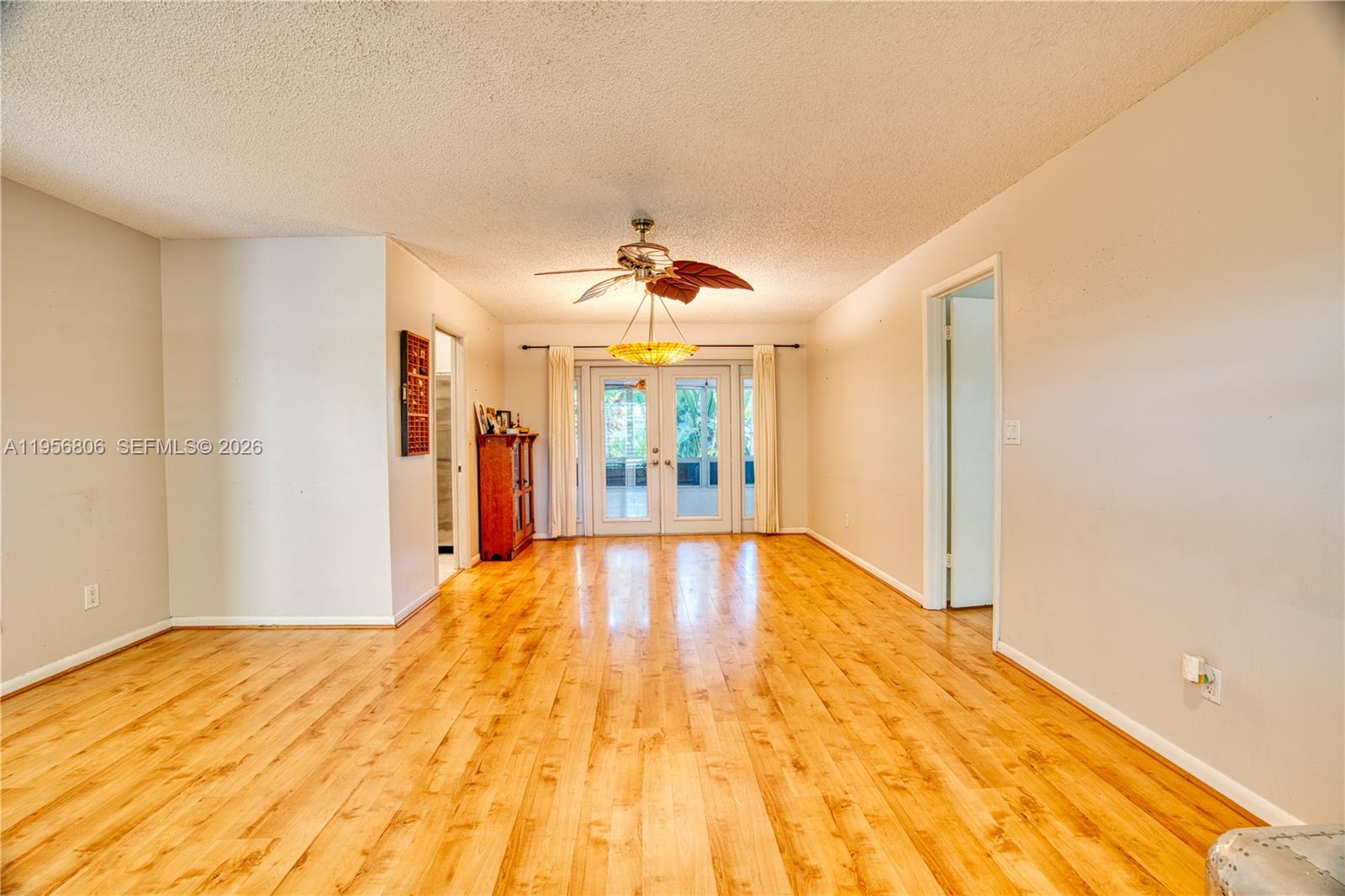 PALM ROW - Residential