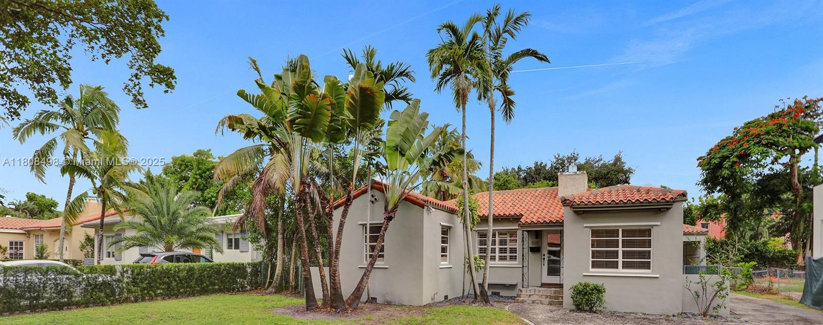 Property for Sale at 638 Madeira Ave, Coral Gables, Broward County, Florida - Bedrooms: 3 
Bathrooms: 2  - $1,620,000