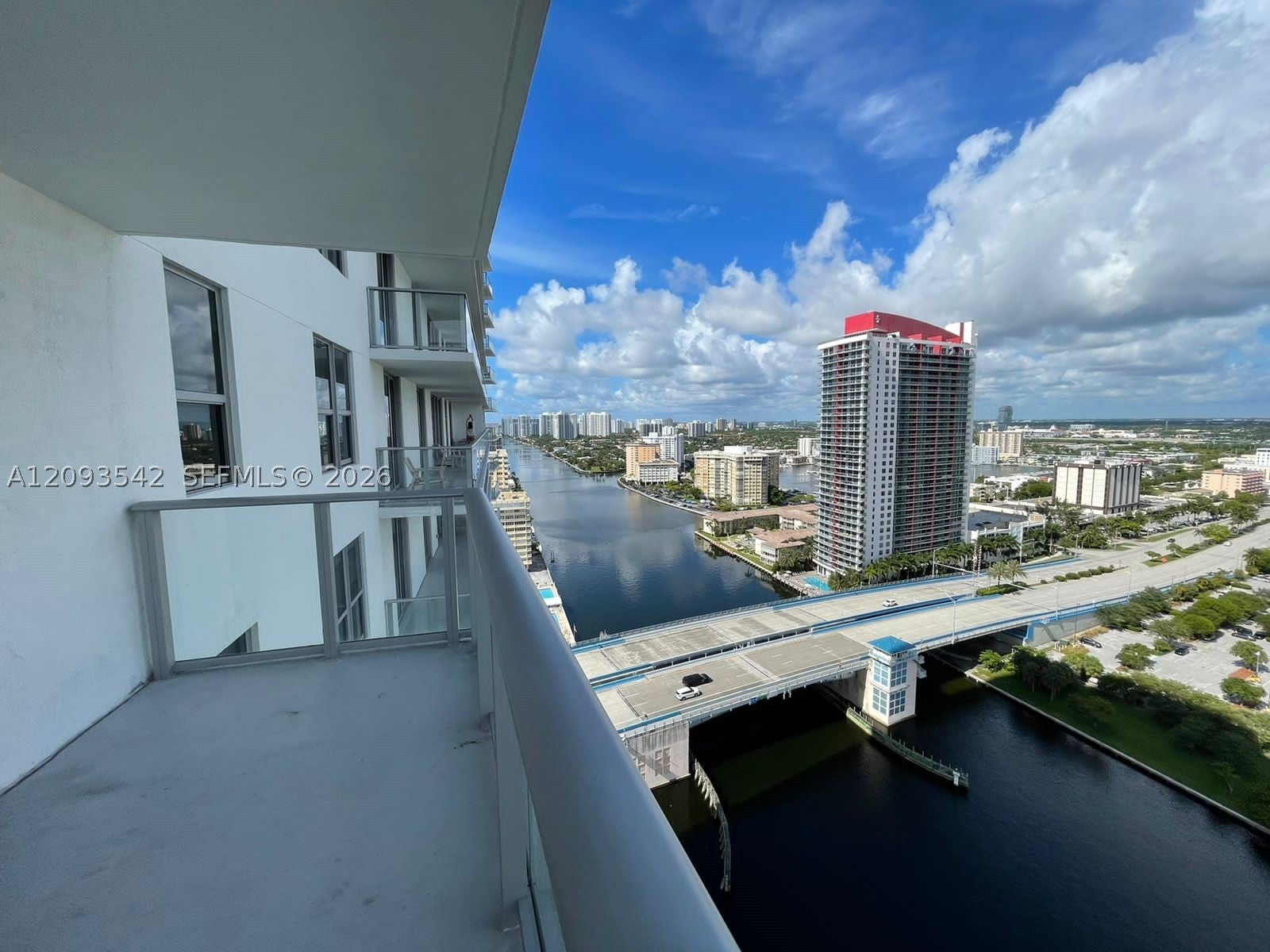4010 S Ocean Dr R1902