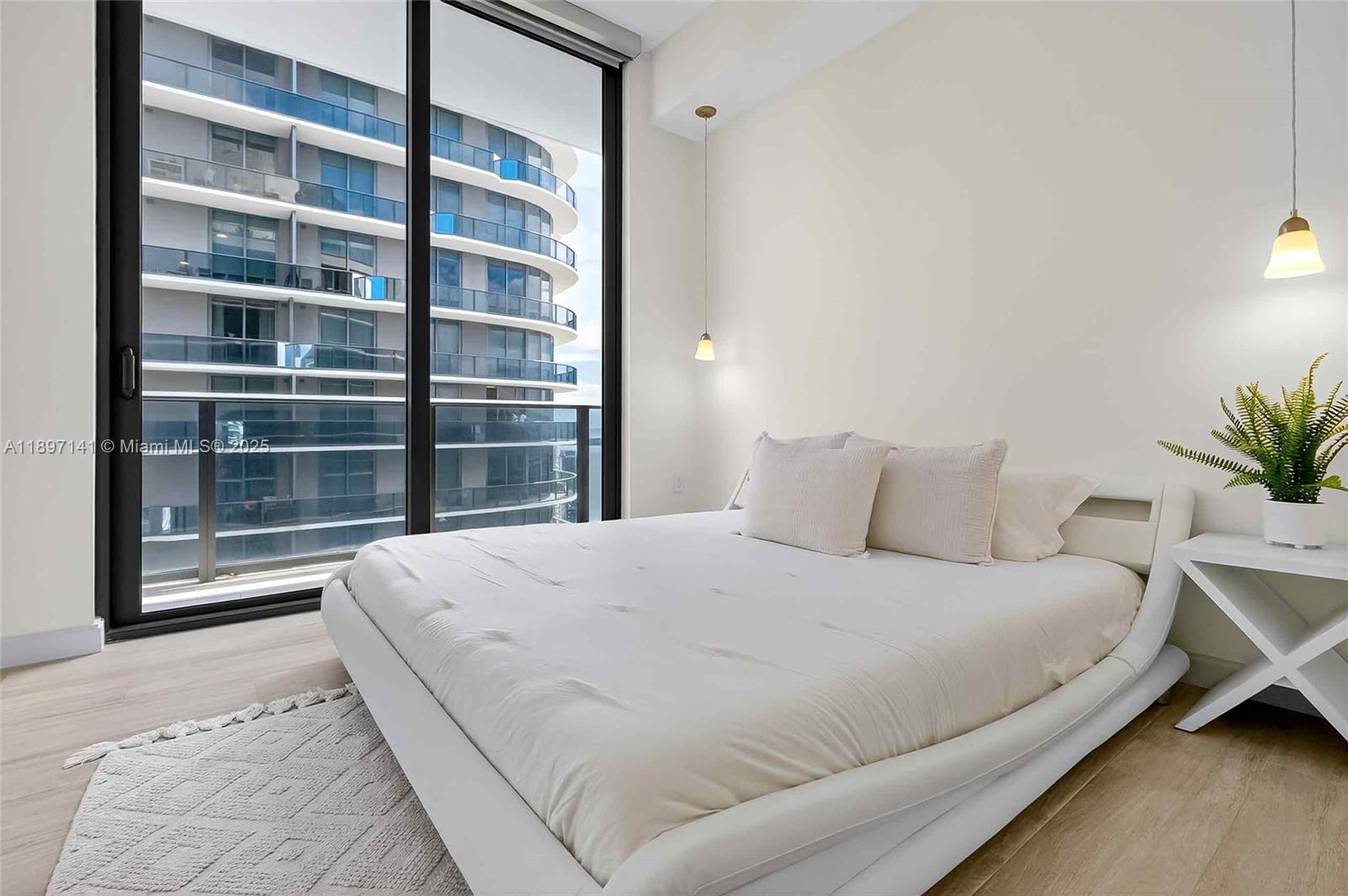 BRICKELL HEIGHTS WEST CON - Residential Lease