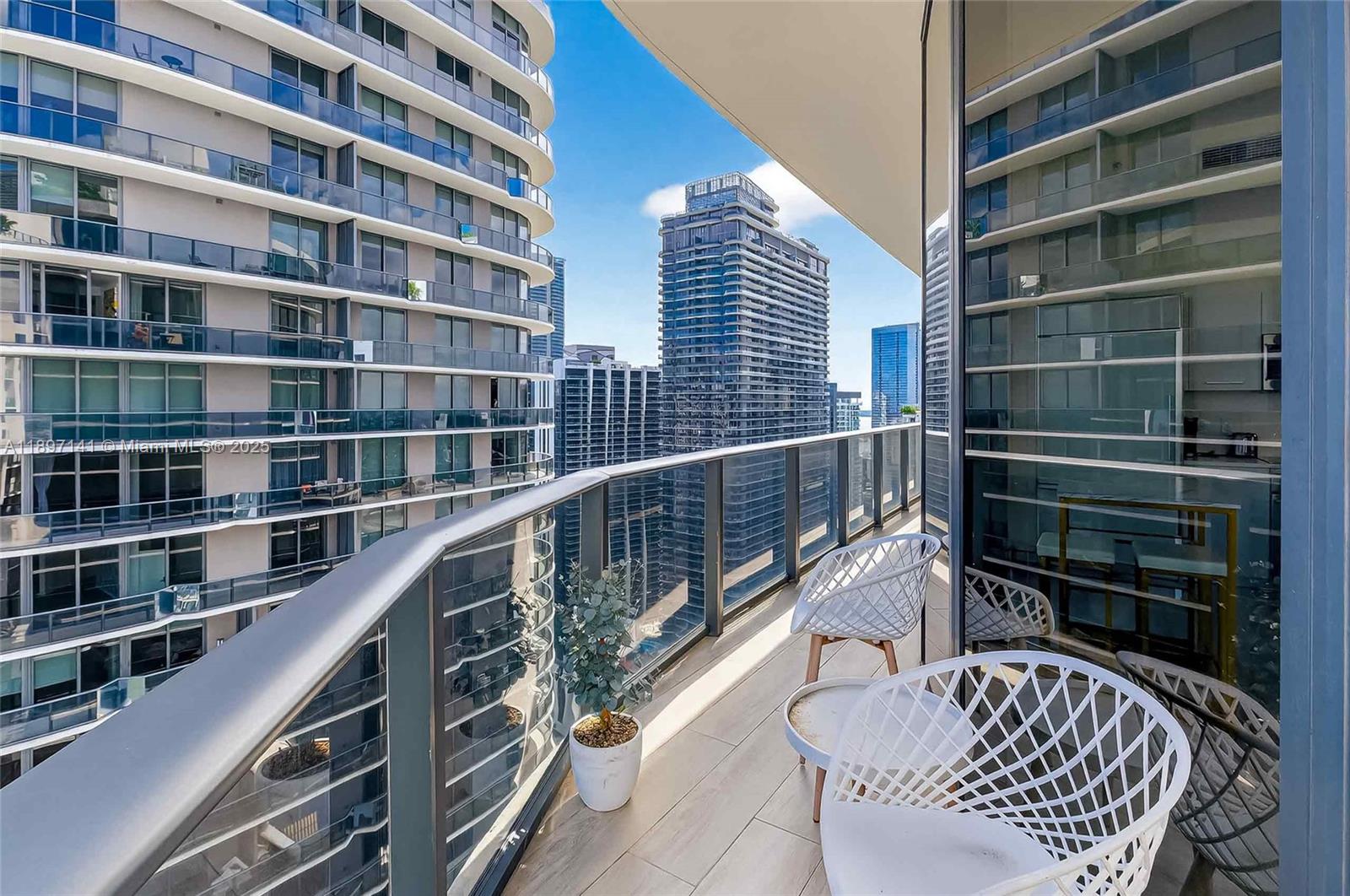 BRICKELL HEIGHTS WEST CON - Residential Lease
