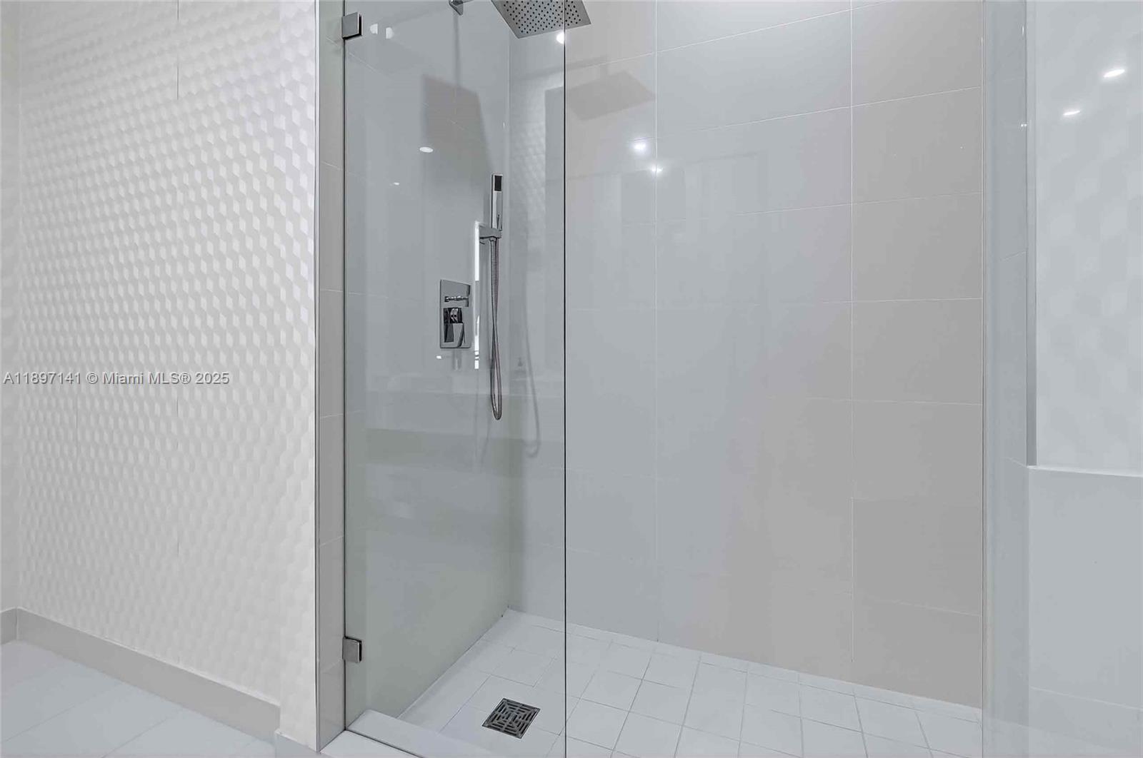 BRICKELL HEIGHTS WEST CON - Residential Lease