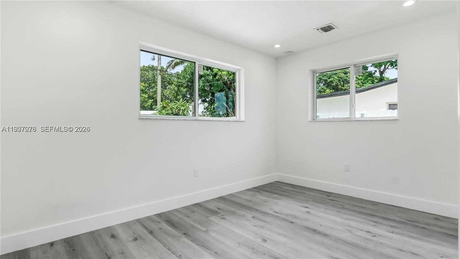 BELL GARDENS - Residential