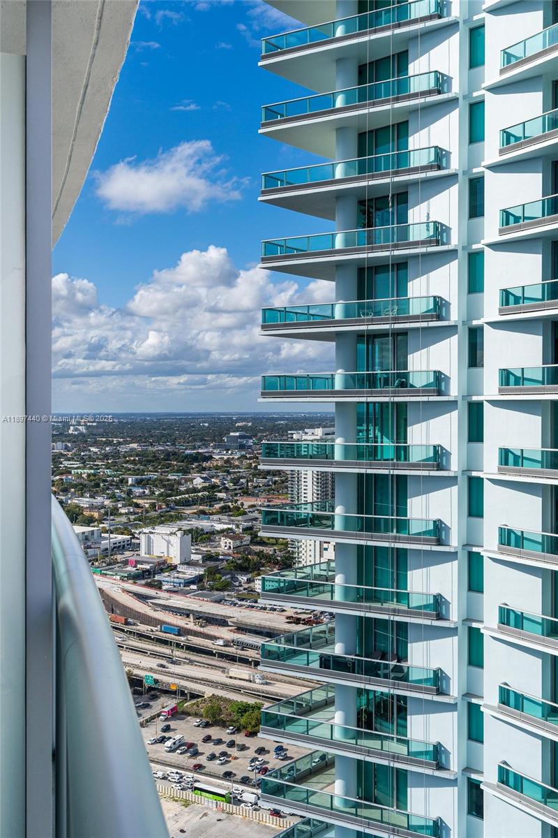 MARINABLUE CONDO - Residential Lease