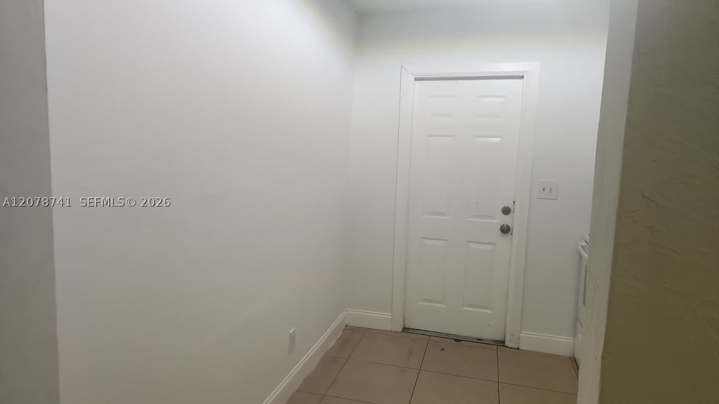 Photo of 2736 NW 15th St #00, Fort Lauderdale, FL 33311 (MLS # A12078741)