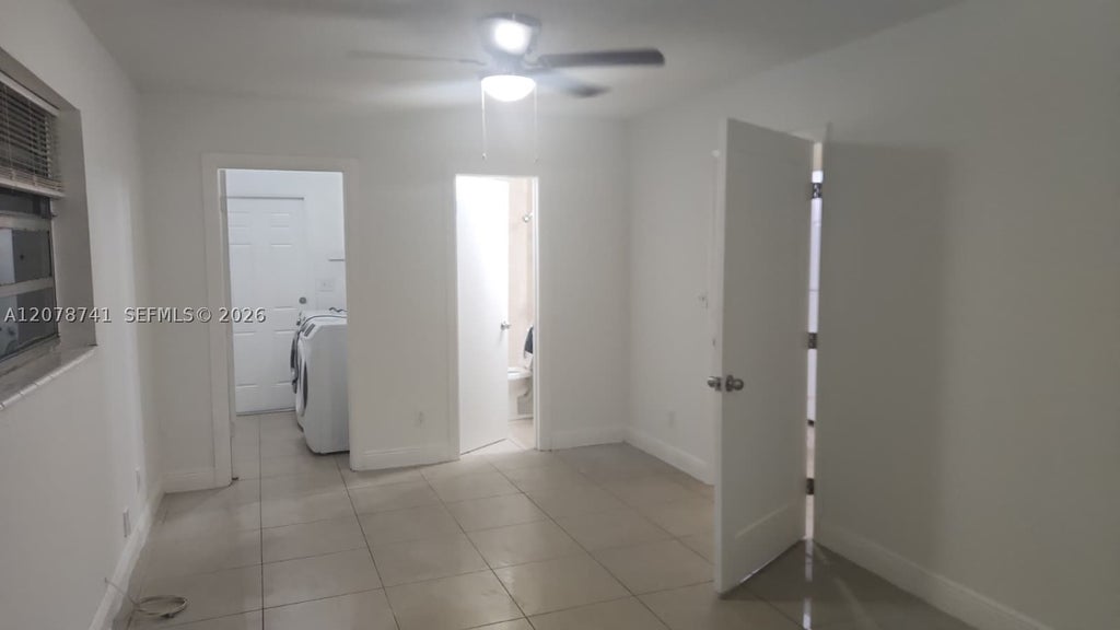 Photo of 2736 NW 15th St #00, Fort Lauderdale, FL 33311 (MLS # A12078741)