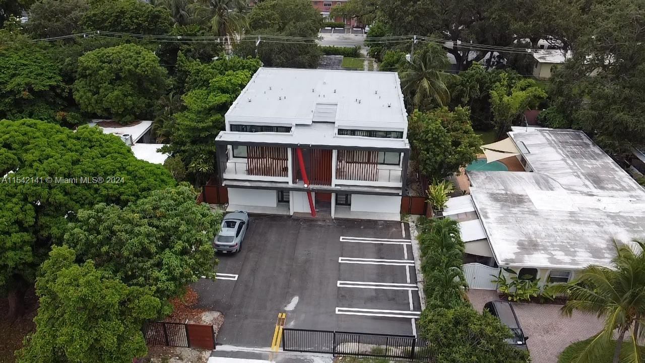 OAK RIDGE PARK - Residential Income