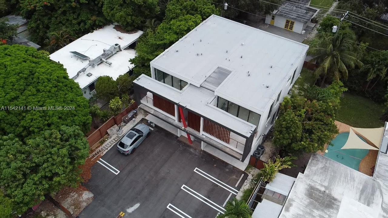 OAK RIDGE PARK - Residential Income