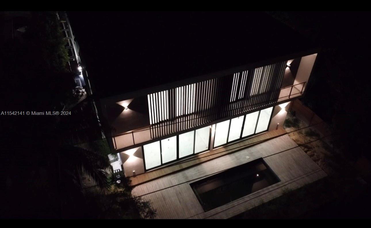 OAK RIDGE PARK - Residential Income