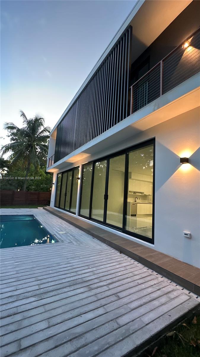 OAK RIDGE PARK - Residential Income