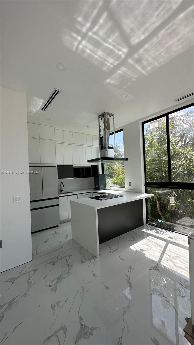 OAK RIDGE PARK - Residential Income