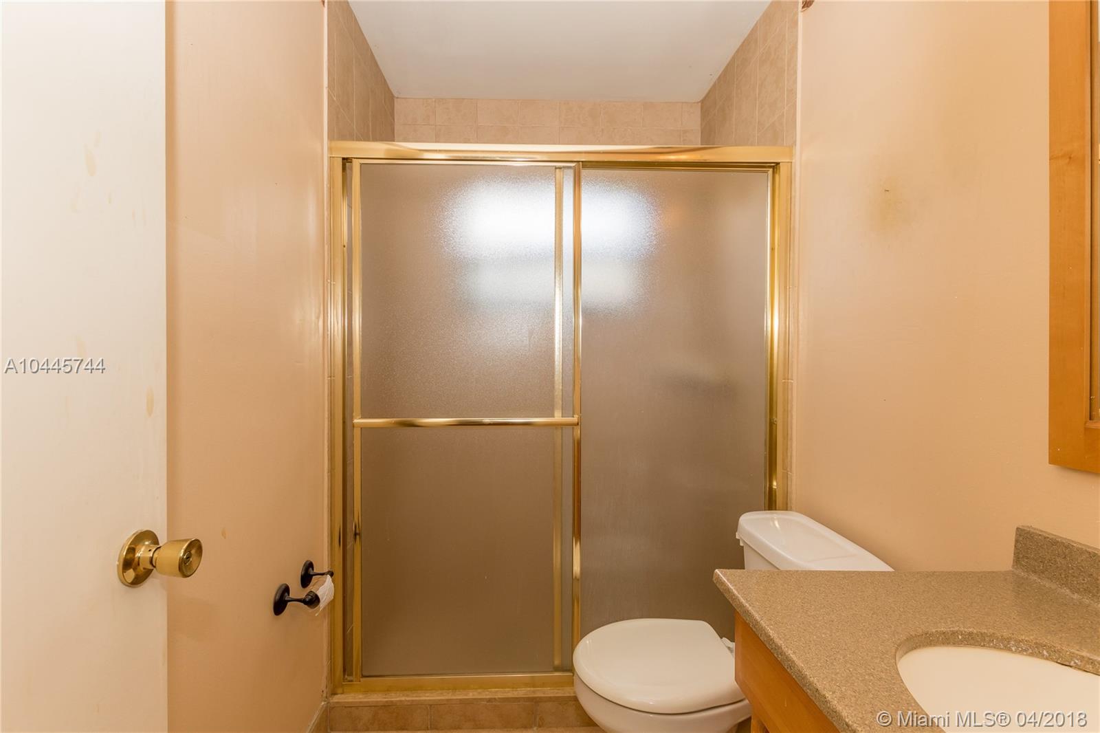 SUNRISE GOLF VILLAGE SEC - Residential