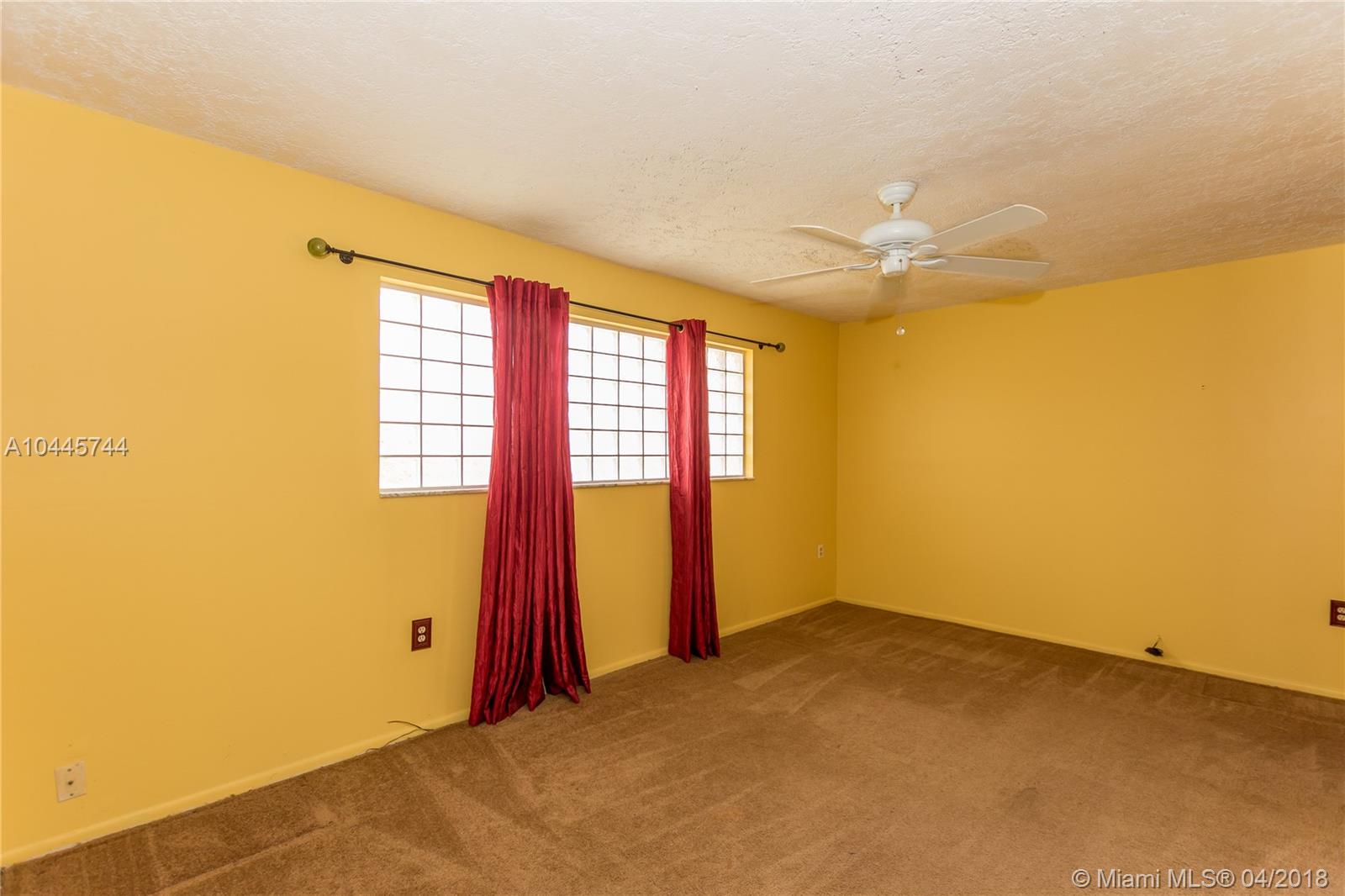 SUNRISE GOLF VILLAGE SEC - Residential