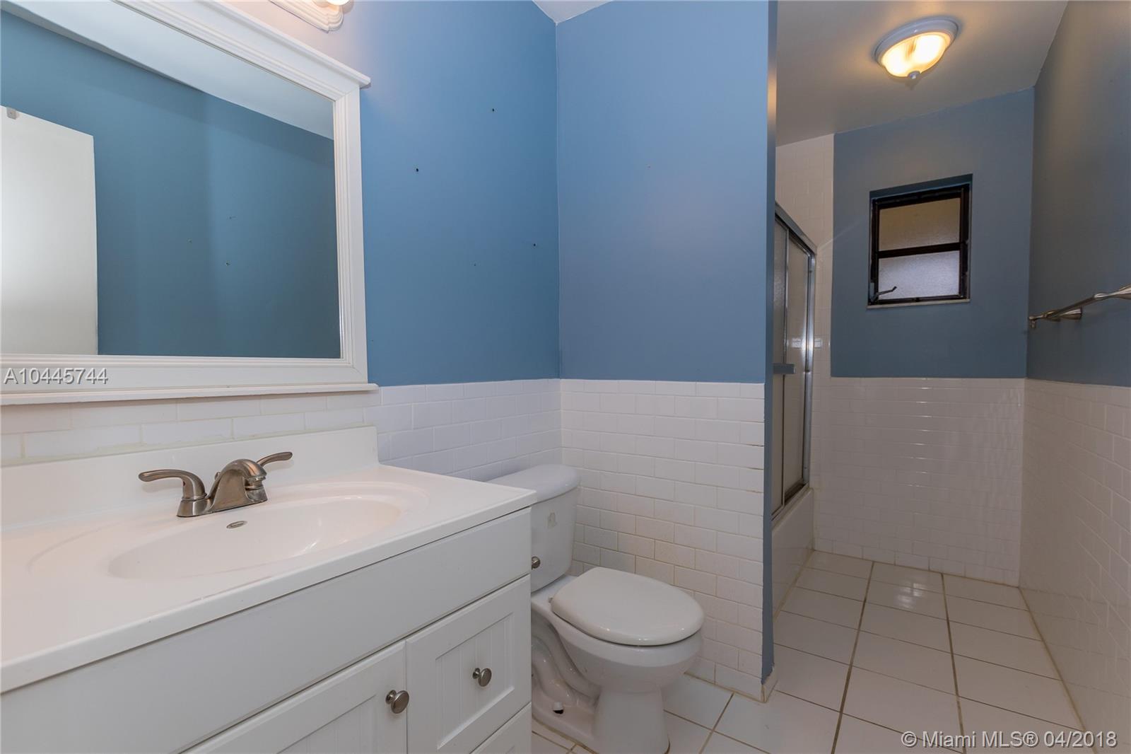 SUNRISE GOLF VILLAGE SEC - Residential