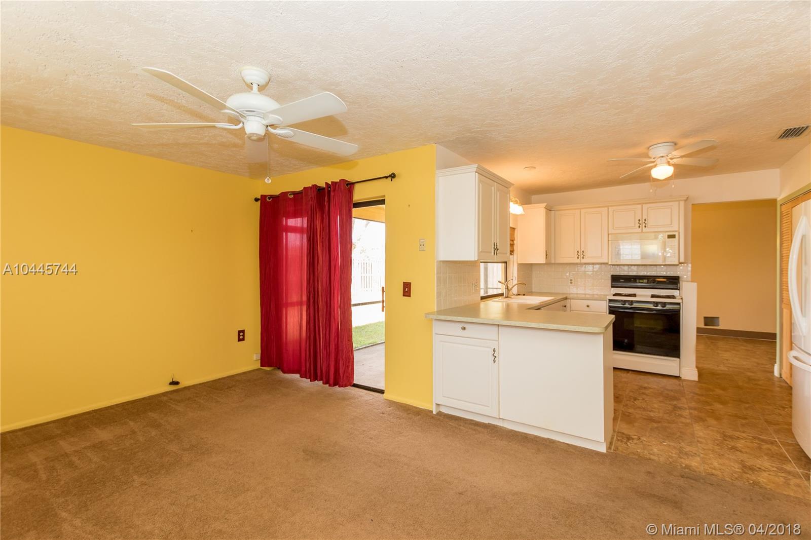 SUNRISE GOLF VILLAGE SEC - Residential