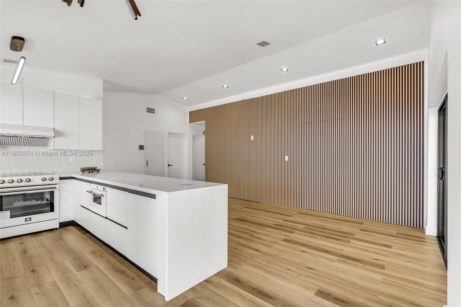 STRAWBERRY FIELD SUB - Residential