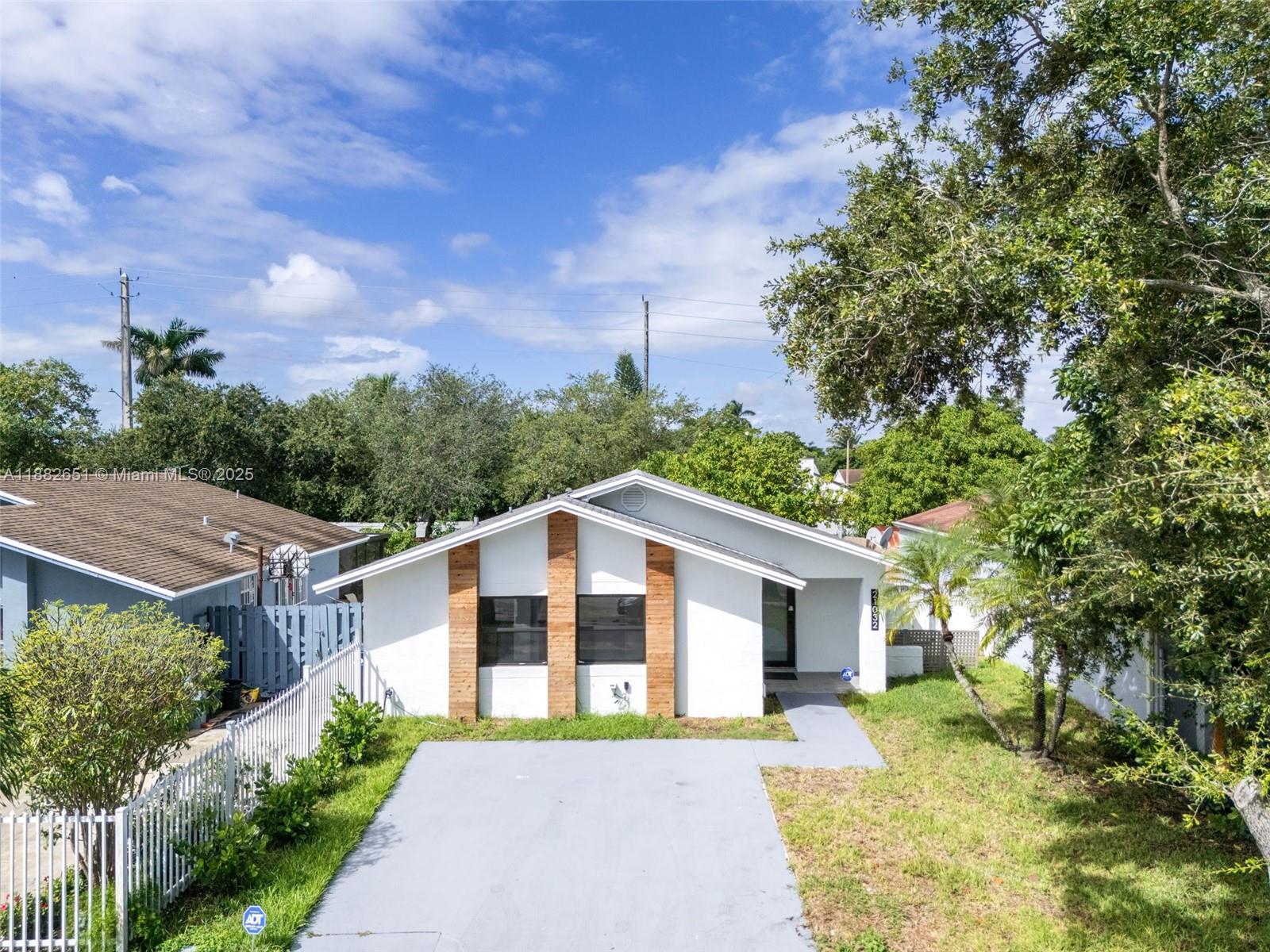 STRAWBERRY FIELD SUB - Residential