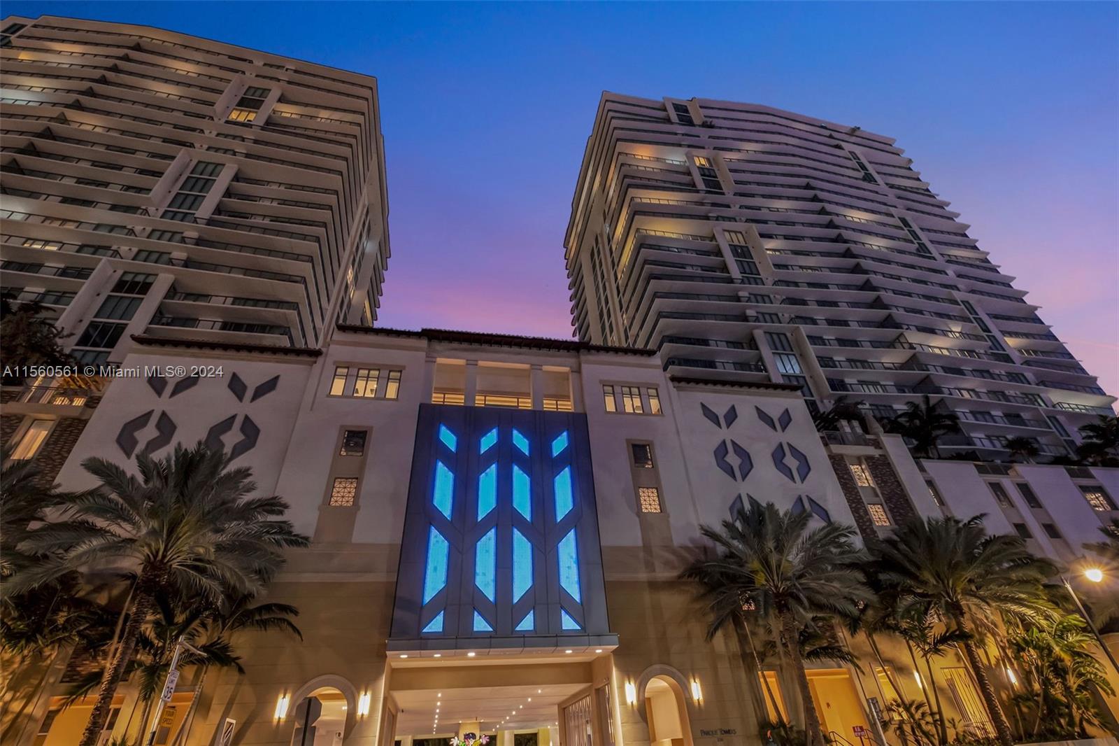PARQUE TOWERS CONDO - Residential