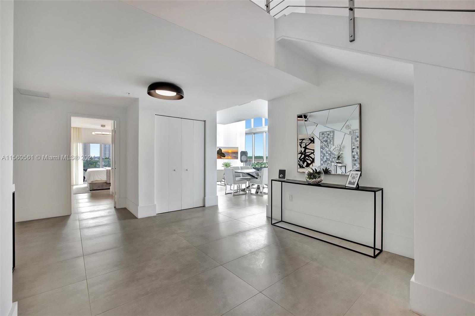 PARQUE TOWERS CONDO - Residential