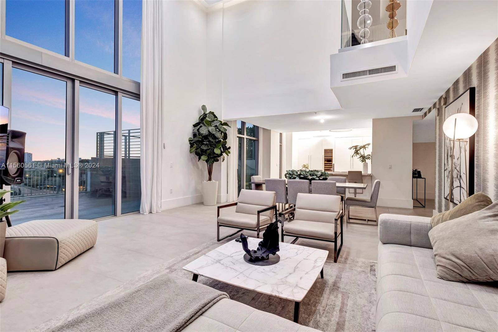 PARQUE TOWERS CONDO - Residential