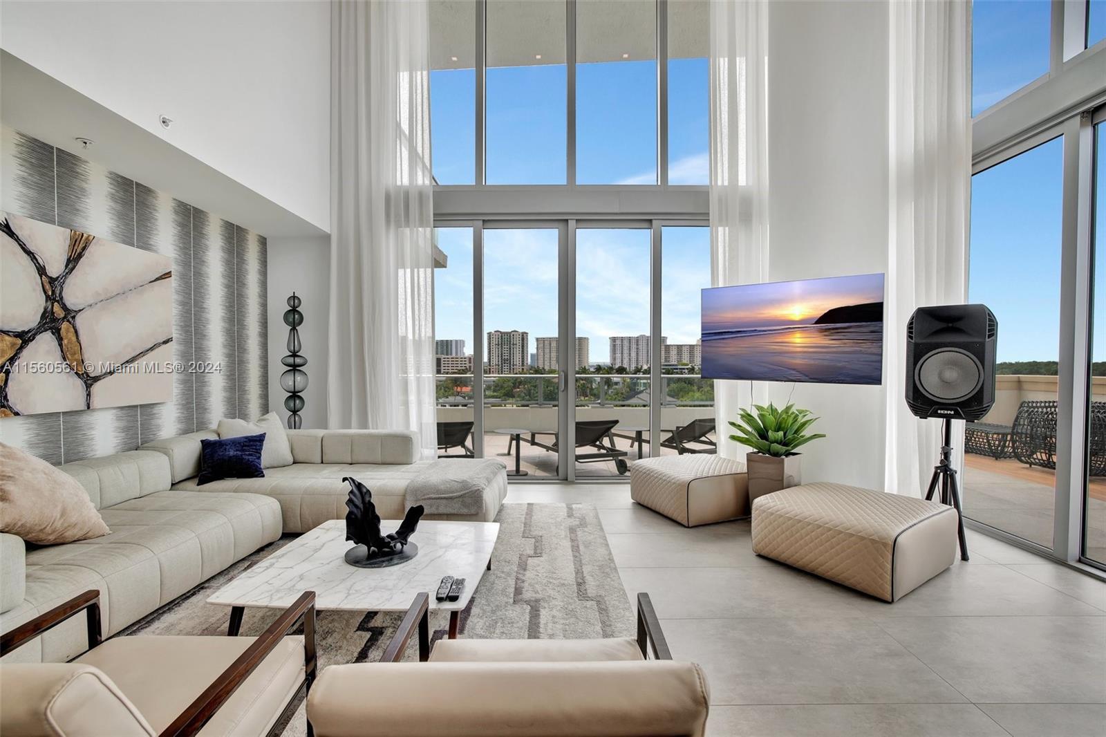 PARQUE TOWERS CONDO - Residential