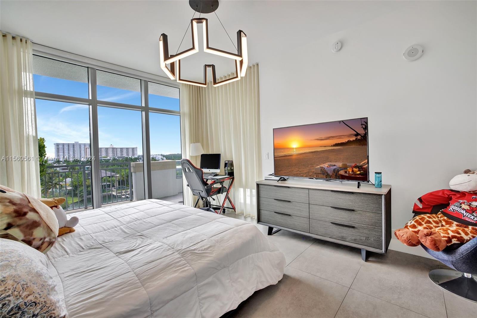 PARQUE TOWERS CONDO - Residential