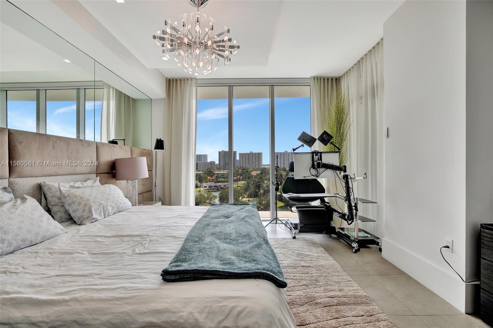 PARQUE TOWERS CONDO - Residential