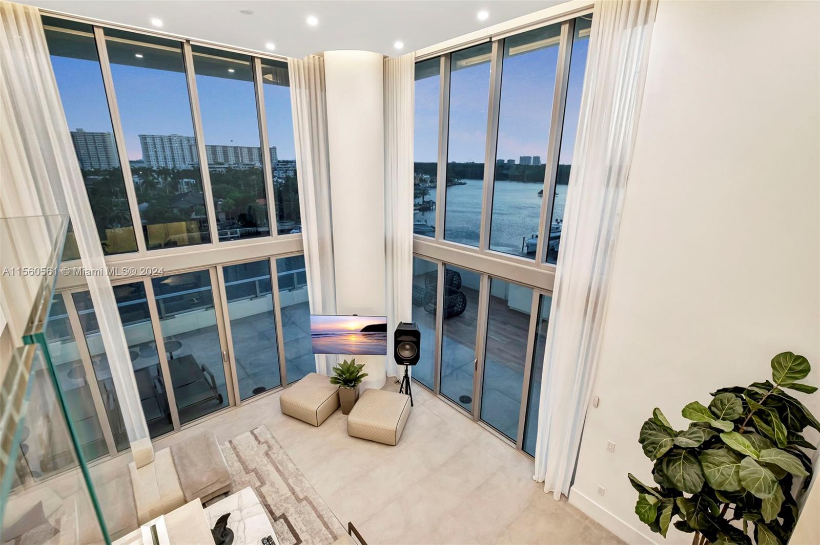 PARQUE TOWERS CONDO - Residential