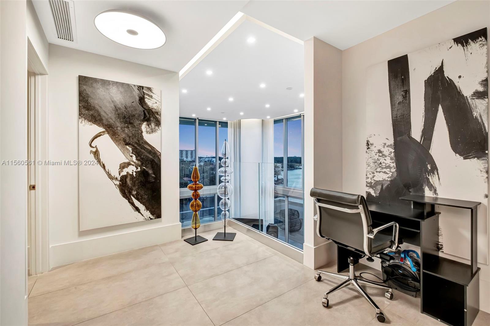 PARQUE TOWERS CONDO - Residential