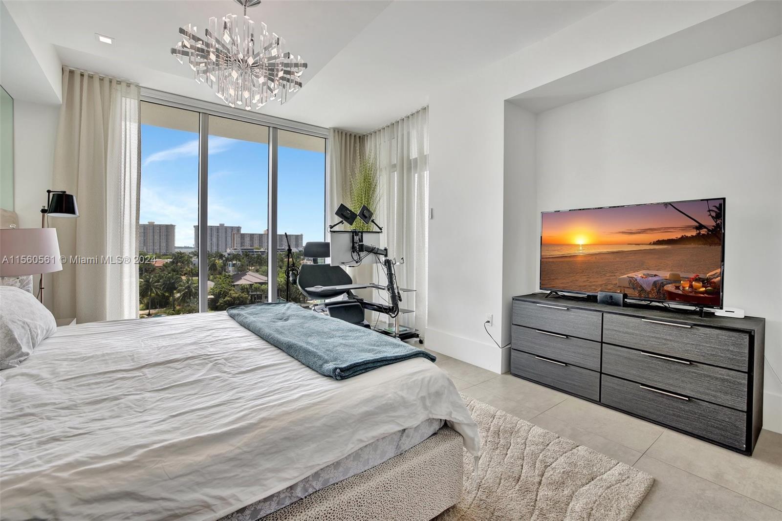 PARQUE TOWERS CONDO - Residential