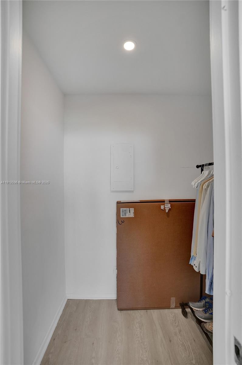 BELLE ISLE - Residential Lease