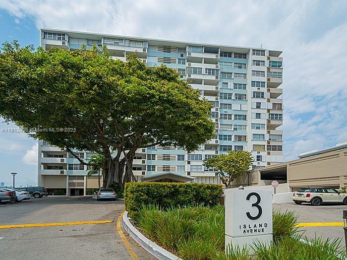 BELLE ISLE - Residential Lease