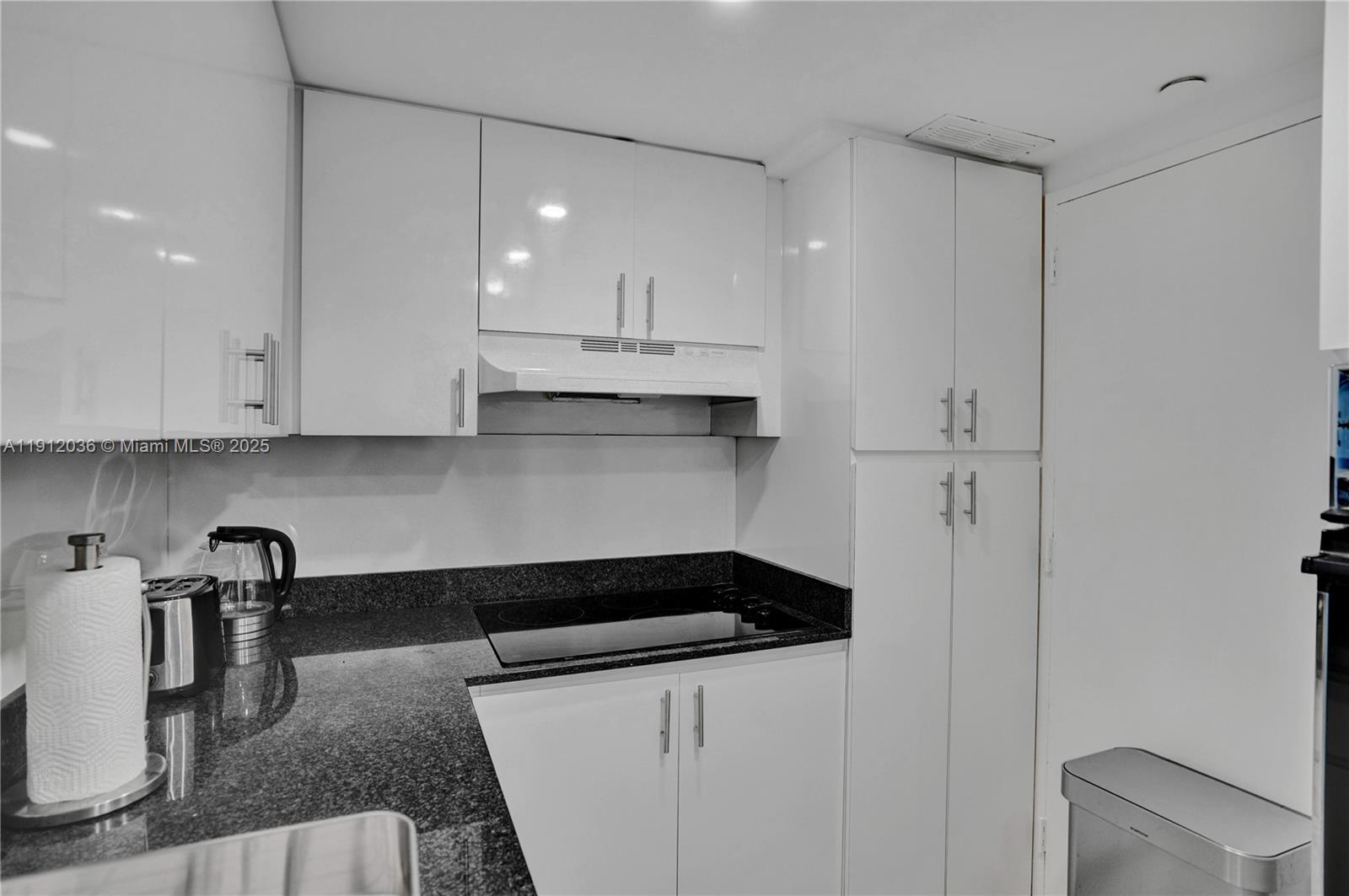 BELLE ISLE - Residential Lease