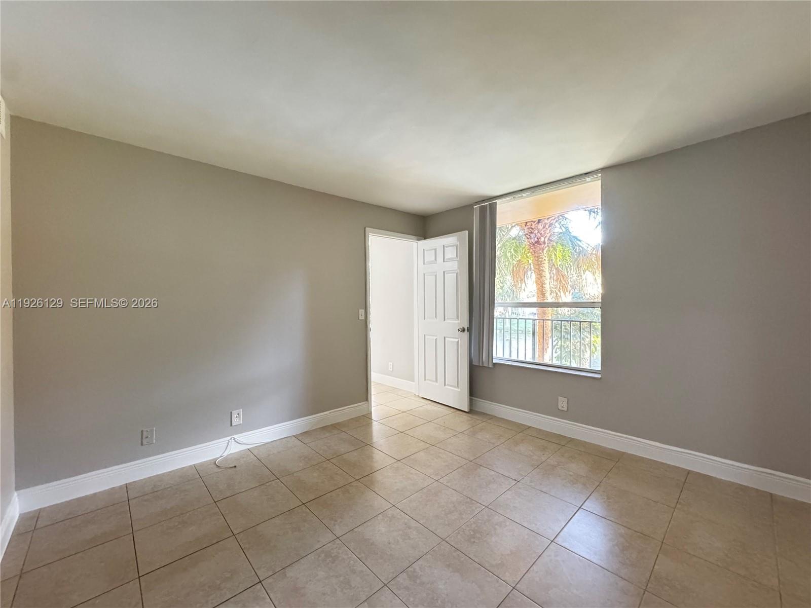 LAKES OF JACARANDA CONDO - Residential