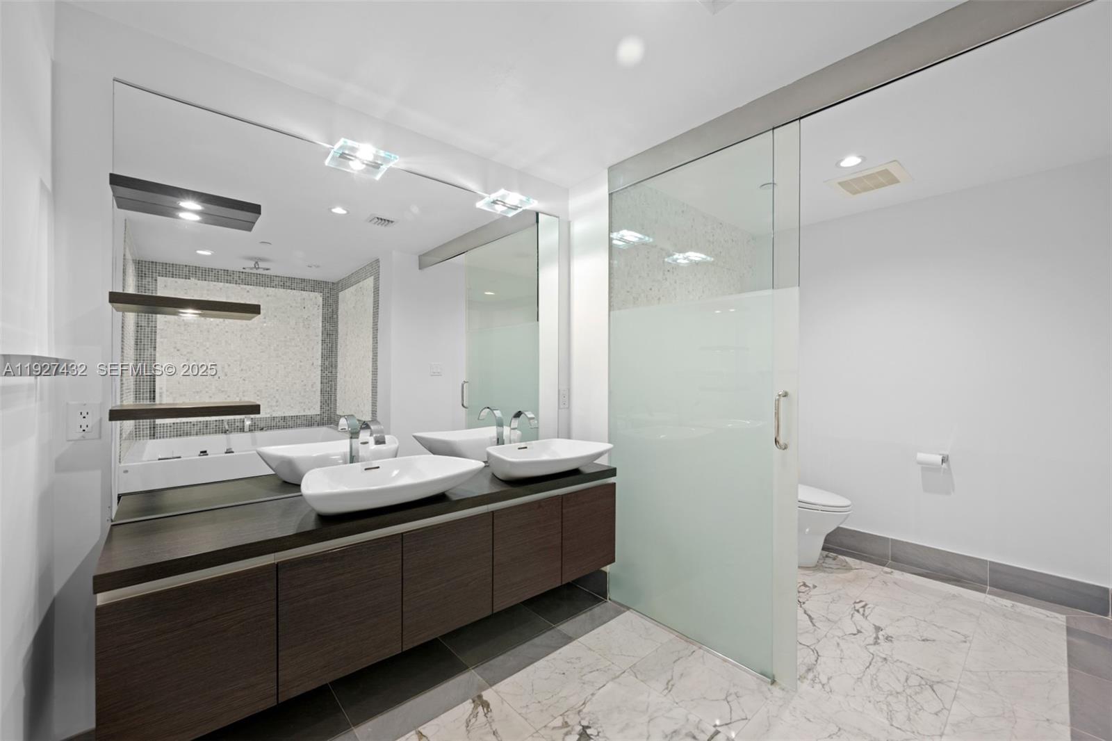 EPIC WEST CONDO - Residential