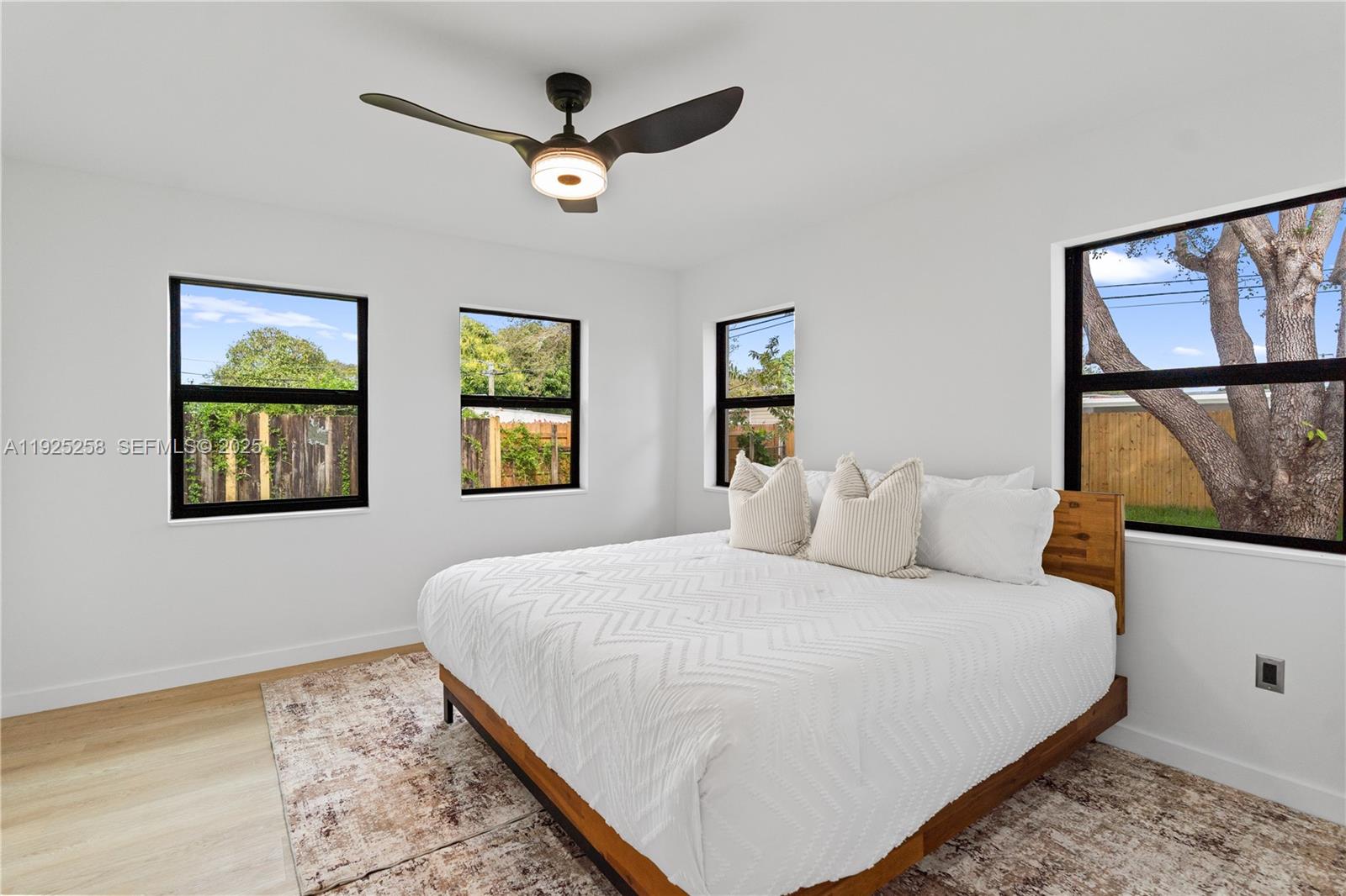 BUNCHE PARK - Residential Lease