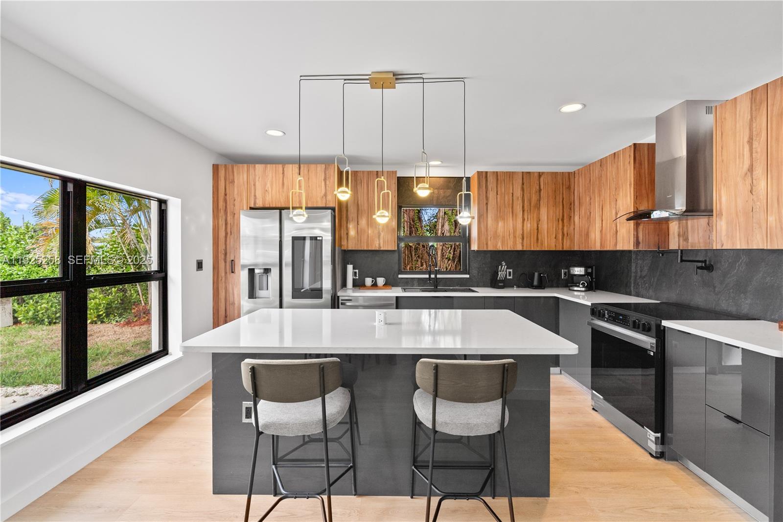 BUNCHE PARK - Residential Lease