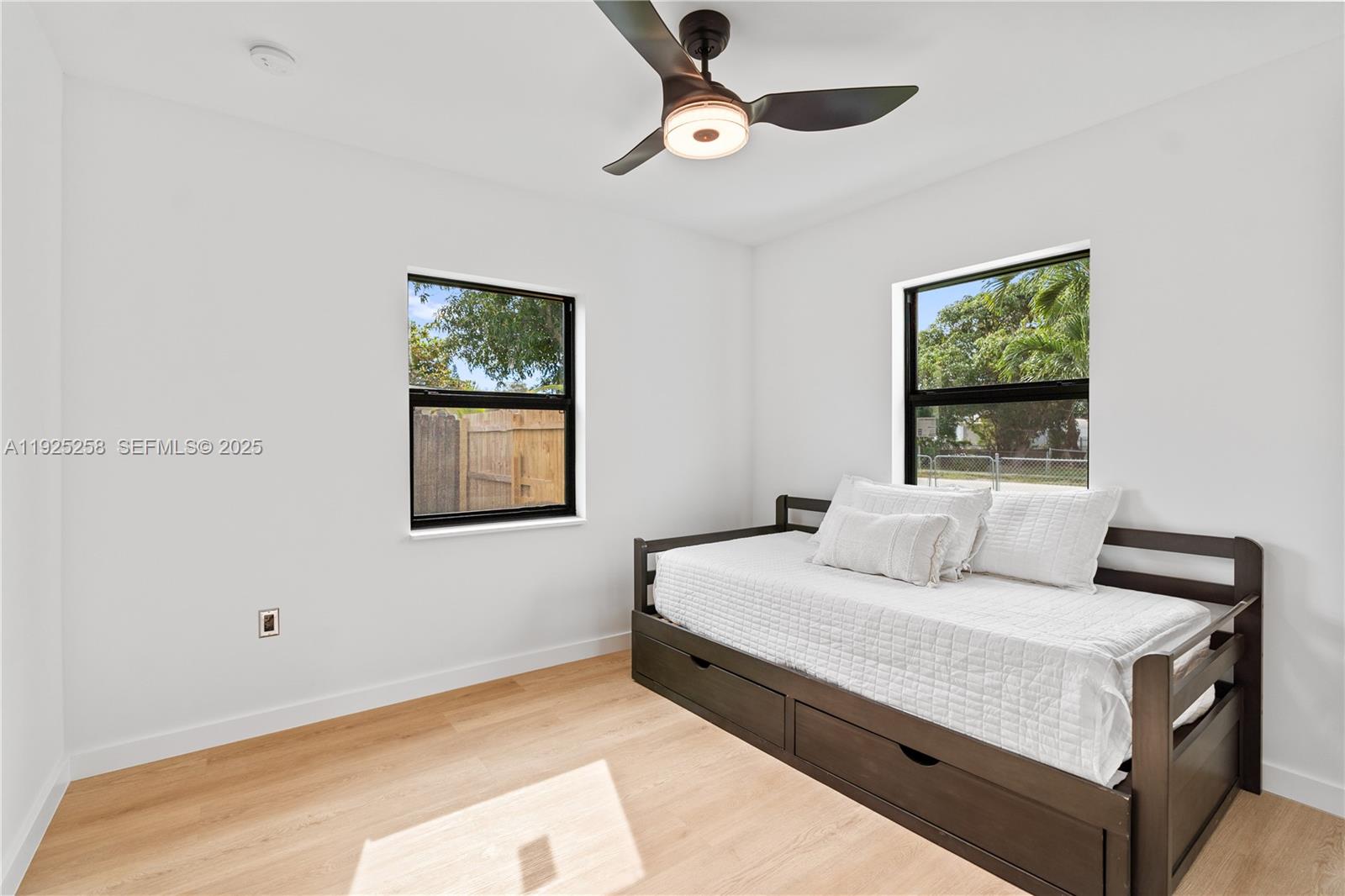 BUNCHE PARK - Residential Lease