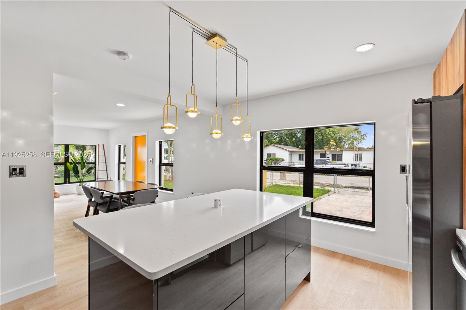 BUNCHE PARK - Residential Lease