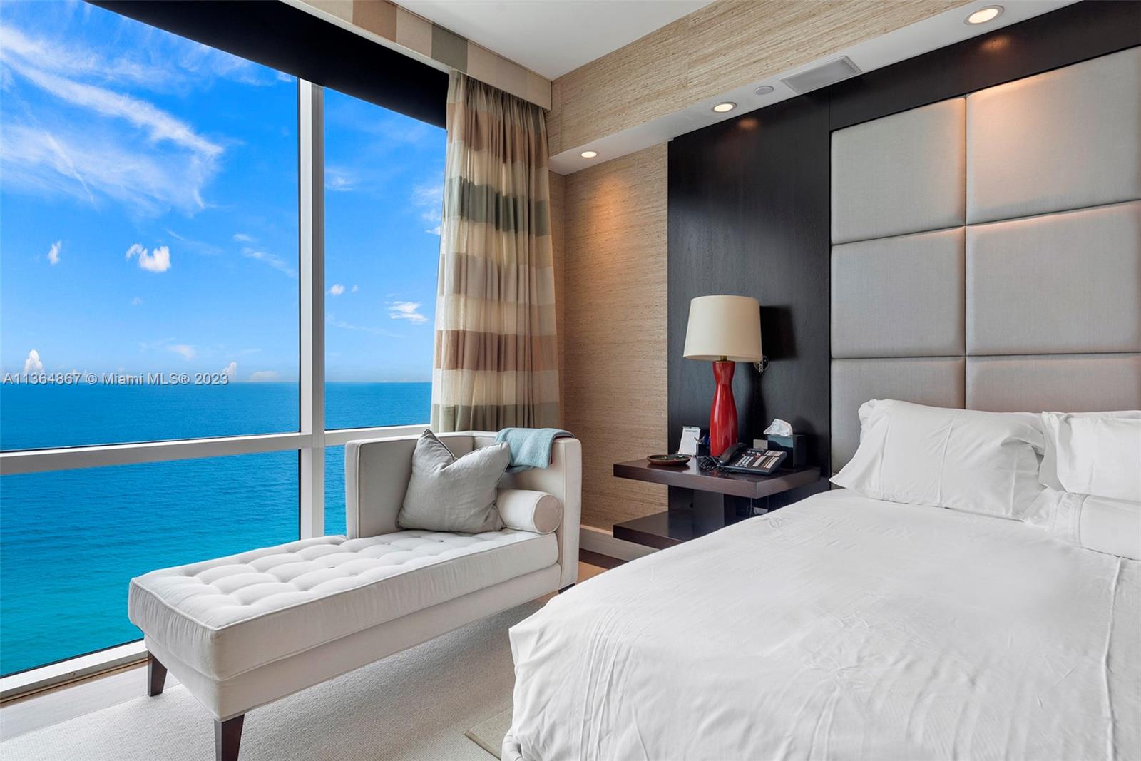 TURNBERRY OCEAN COLONY - Residential