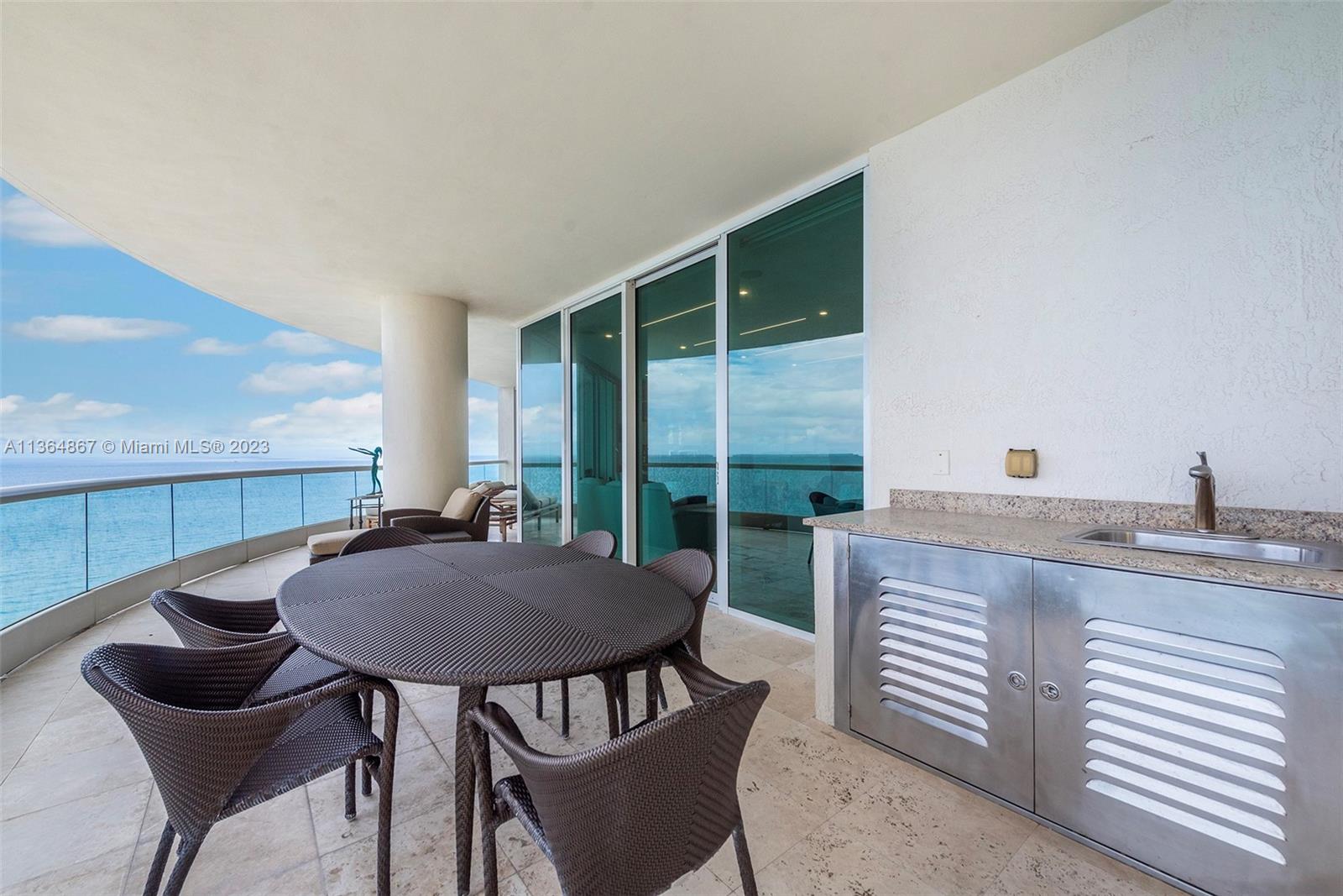 TURNBERRY OCEAN COLONY - Residential