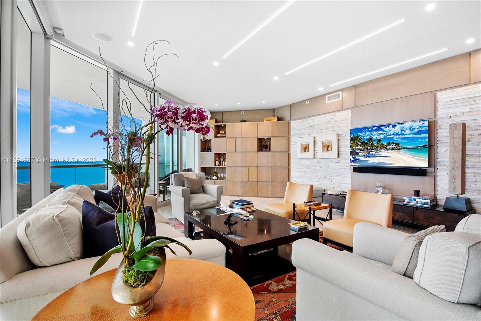 TURNBERRY OCEAN COLONY - Residential