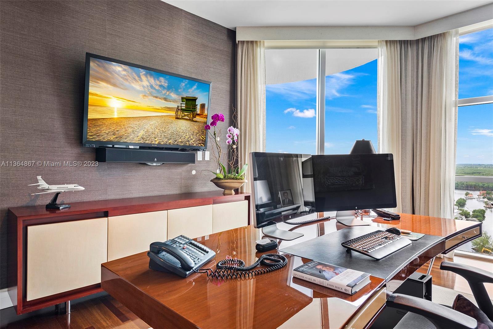 TURNBERRY OCEAN COLONY - Residential