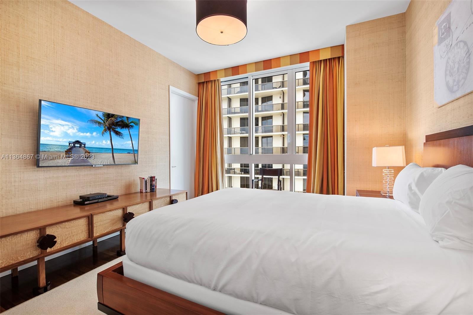 TURNBERRY OCEAN COLONY - Residential