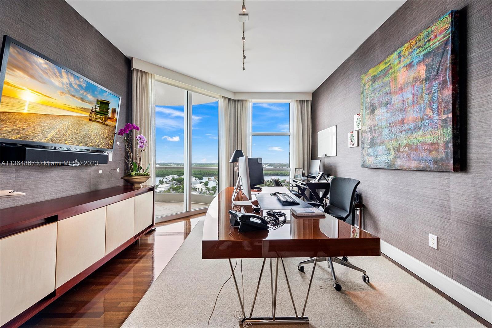 TURNBERRY OCEAN COLONY - Residential